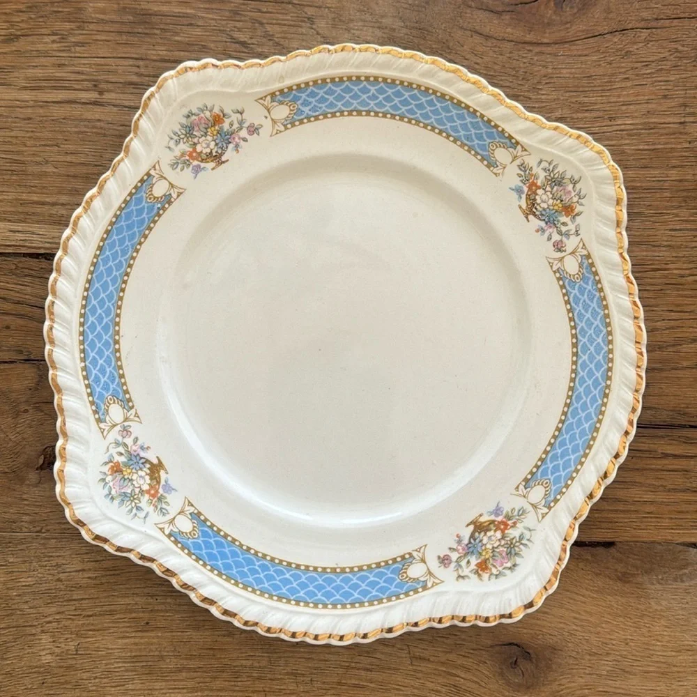 Vintage HTF Johnson Bros. Belvedere Plate, Stamped Old English